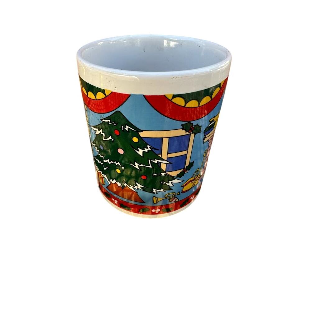 Vintage Christmas holiday scene ceramic coffee mug - Picture 2 of 3